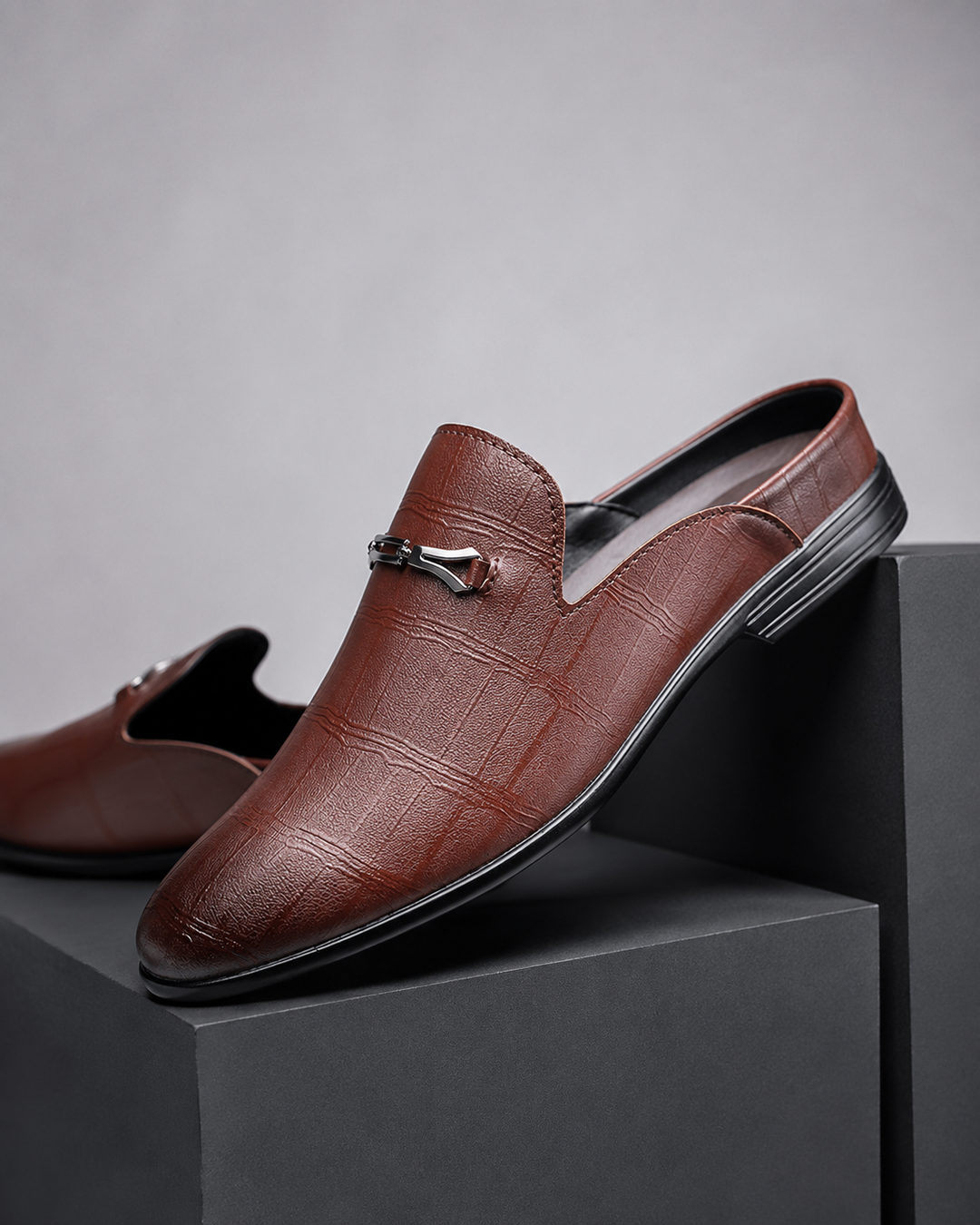 Ravalo Leather Mules