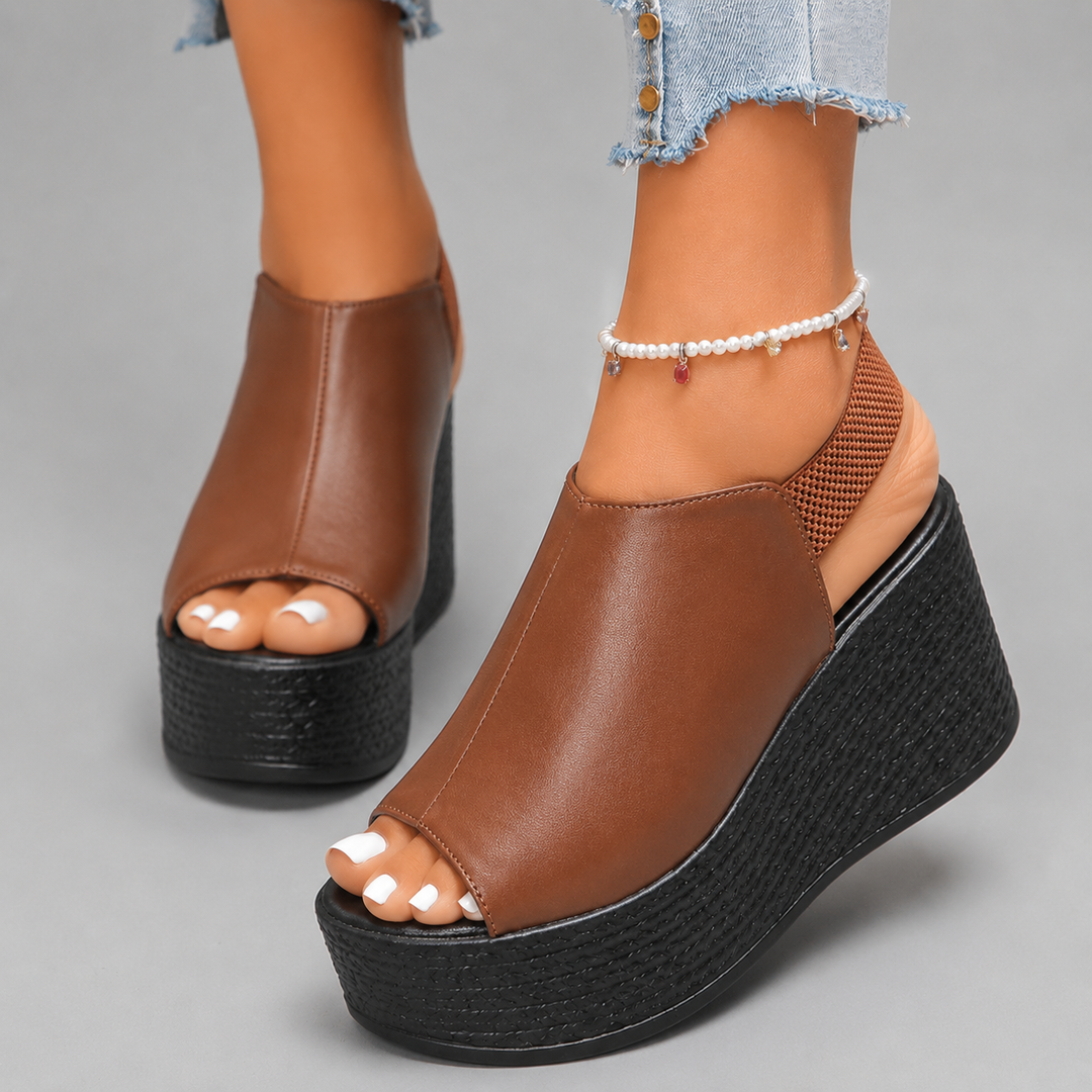 Avelin Leather Platform Sandals