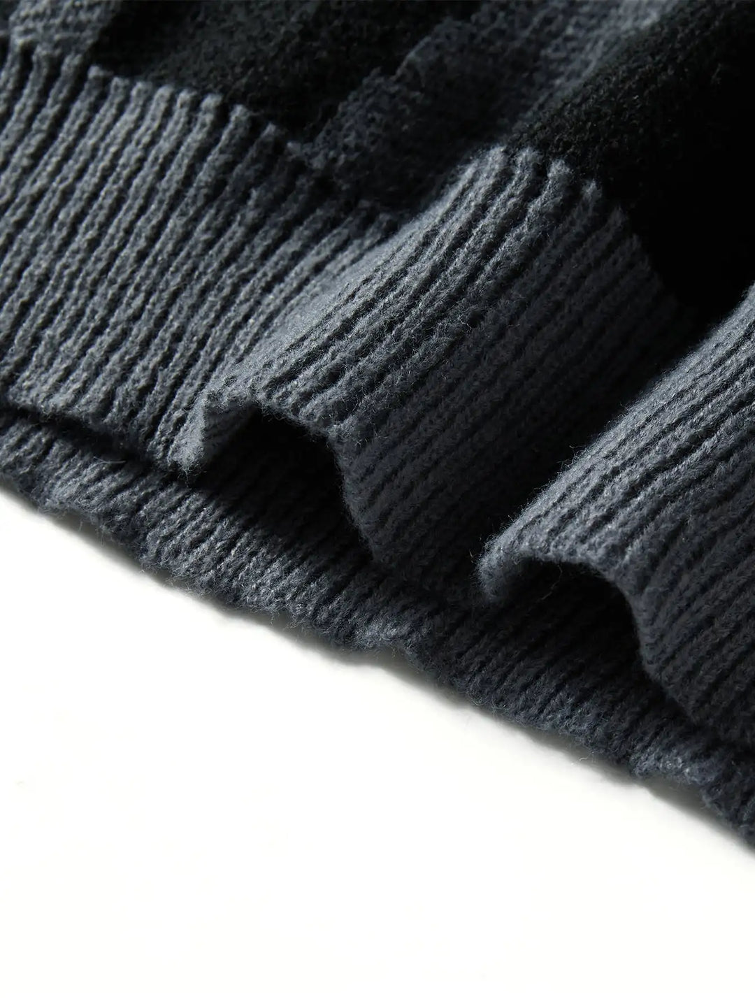 Abstract Wool Pullover Sweater – Men's Oversized Knit | Garen