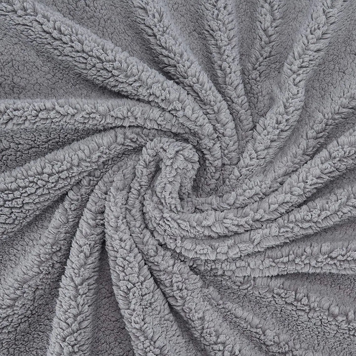 Faux Fur Throw Blanket – Plush Soft Cozy Blanket | Savona
