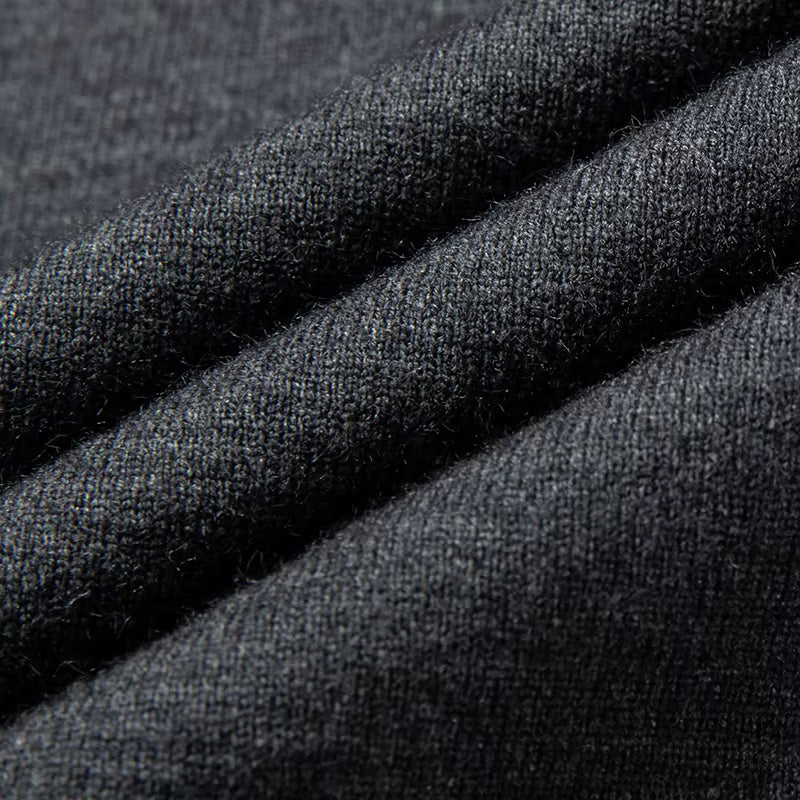 Men's Wool V-Neck Sweater | Savoni