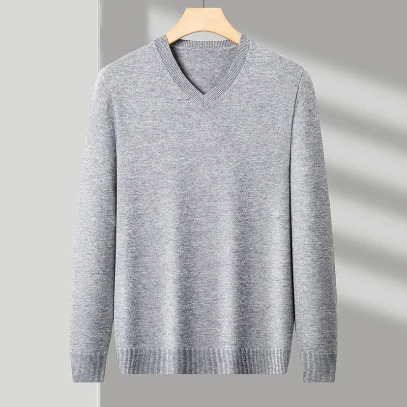 Men's Wool V-Neck Sweater | Savoni